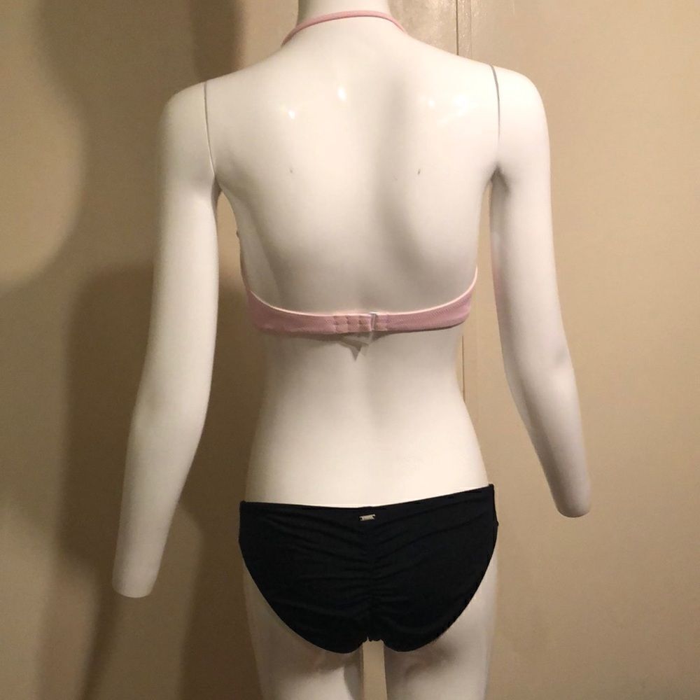 Victoria Secret Bikini  - Picture 4 of 8